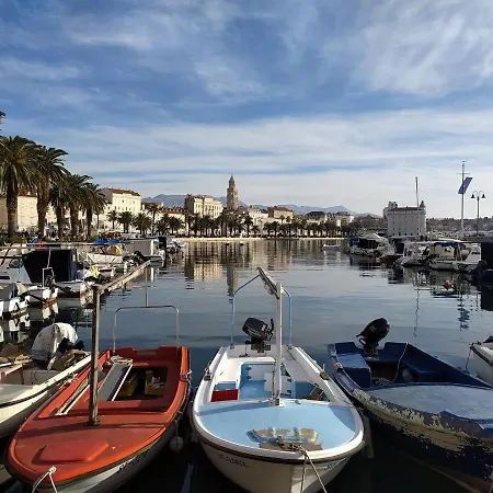 Mm Apartamento Split