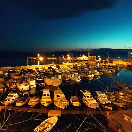 Διαμέρισμα Mm