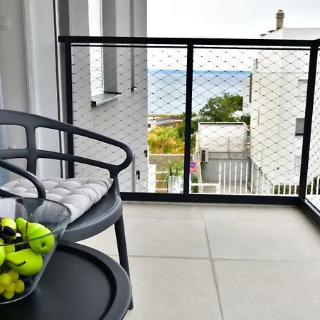 Apartment Mm